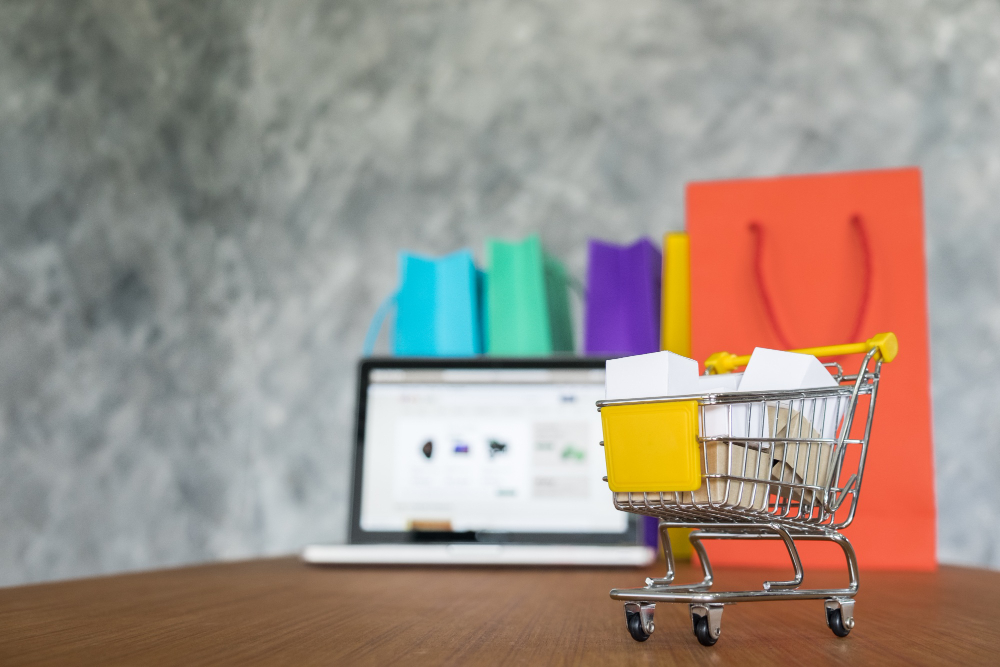 Maximizing Efficiency: Tips For Integrating Your E-commerce Store With An Accounting Platform  